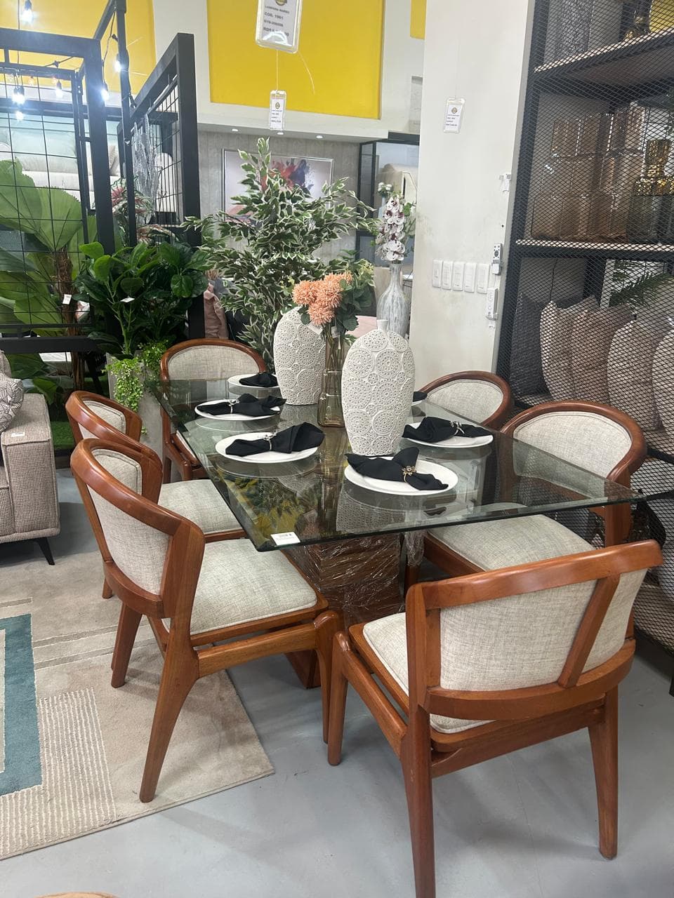 Comedor importado de 6 sillas